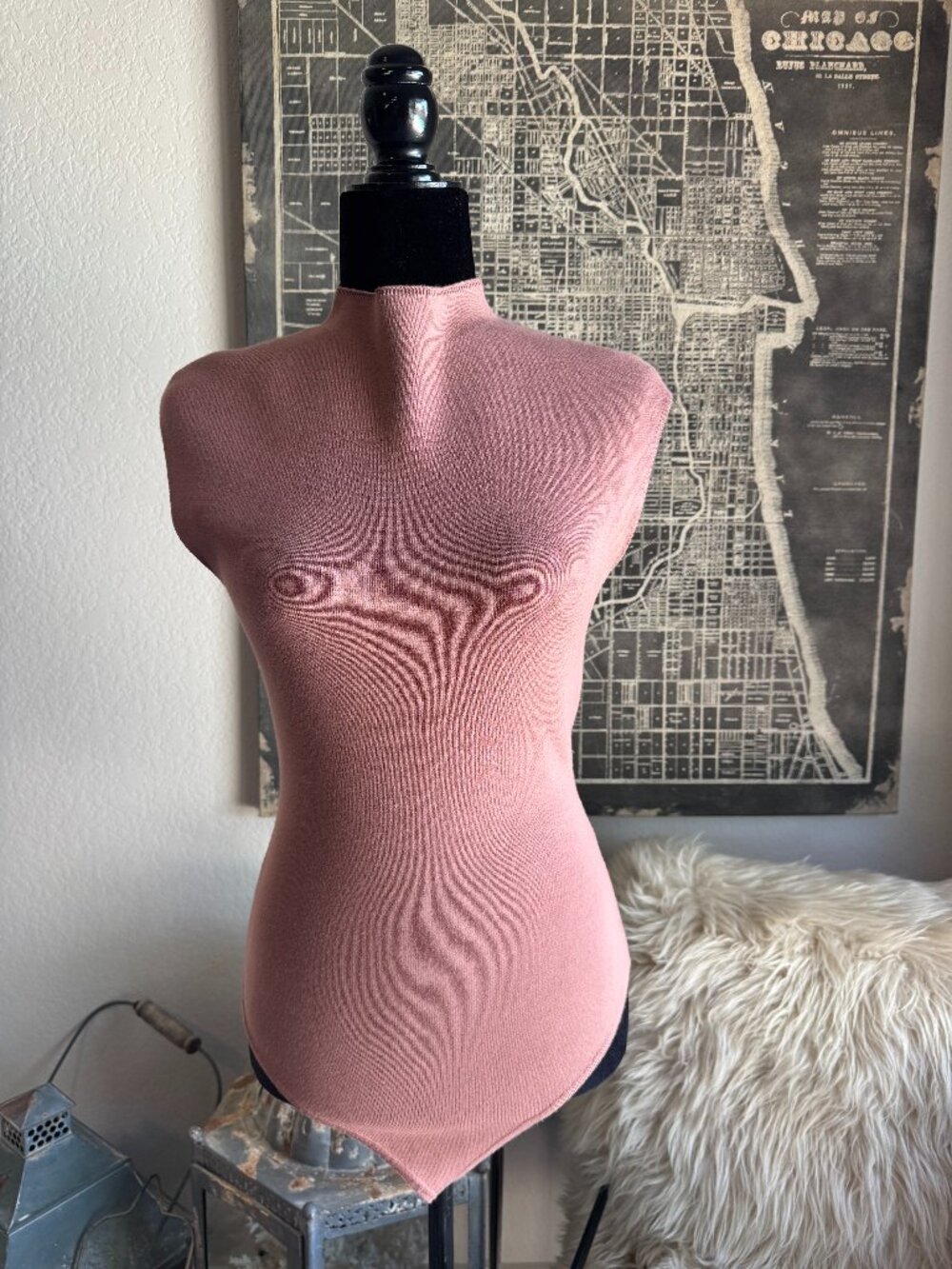 Size S - Abercrombie & Fitch Mauve Sleeveless Mock Neck Fine Gauge Sweater Bodys